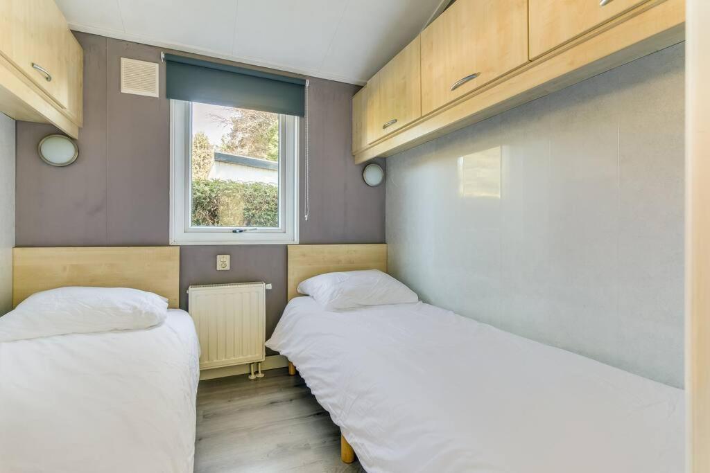 푸텐 4-Pers. Chalet Met Eigen Parkeerplaats In Veluwe 빌라 외부 사진