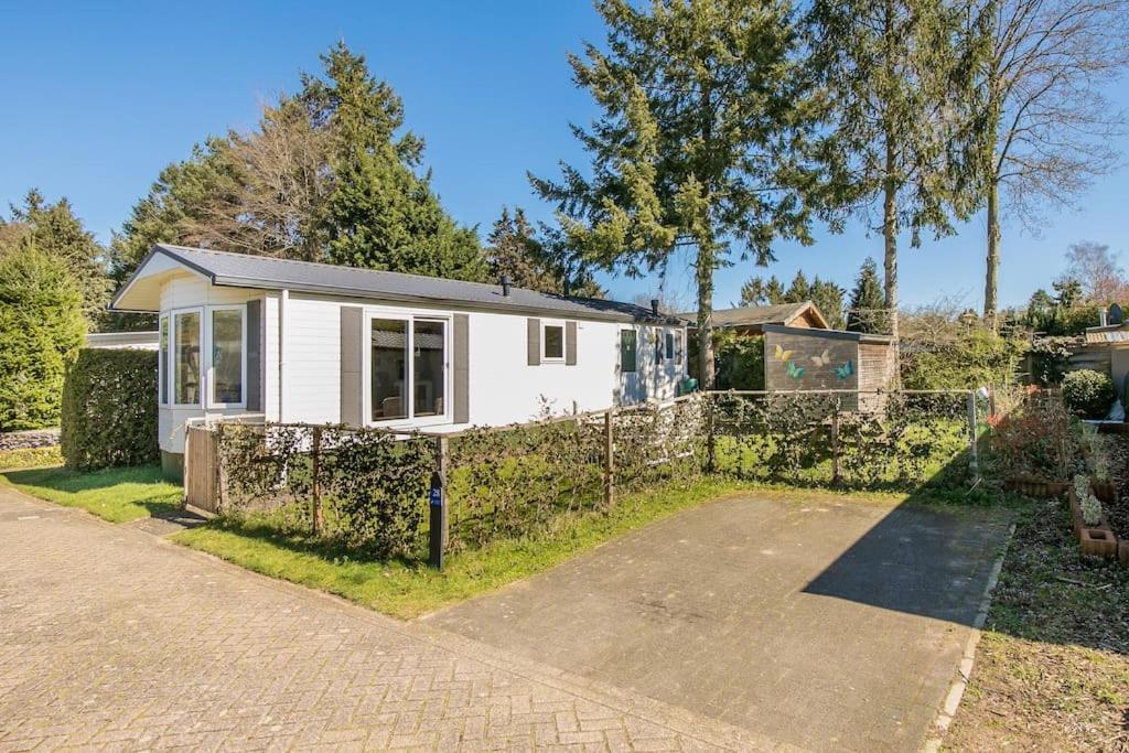 푸텐 4-Pers. Chalet Met Eigen Parkeerplaats In Veluwe 빌라 외부 사진